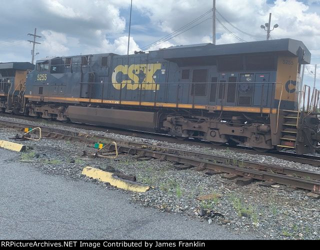 Train building at the Wilmington/Elsmere CSX yard